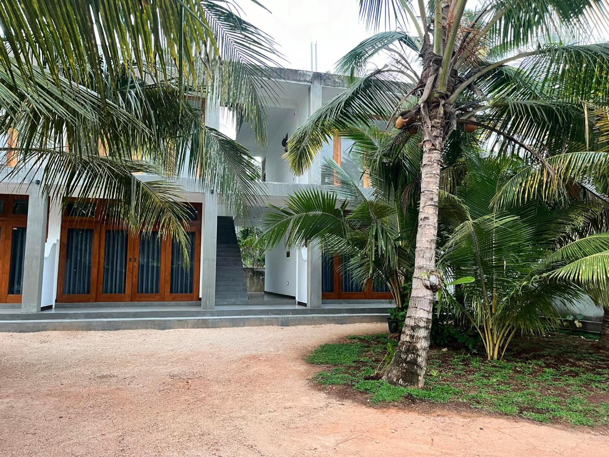 New Ocean Breeze Madiha Hotell Matara Exteriör bild